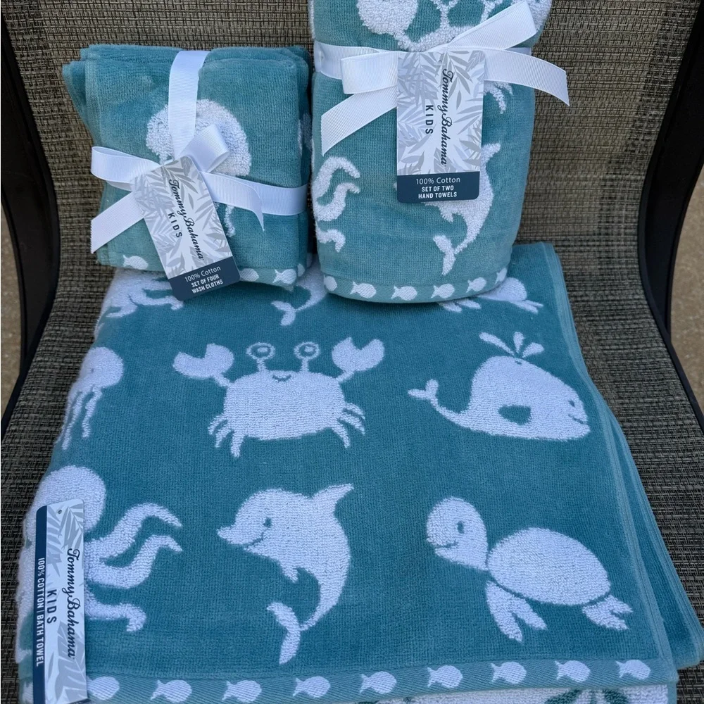 Tommy Bahama Kids Teal Whales Cotton Velour Bath Hand Washcloth Towel Set 7pc